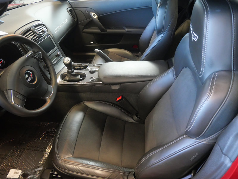 Used 2013 Chevrolet Corvette 427 w/ 1SC Preferred Equipment Group RWD image 12
