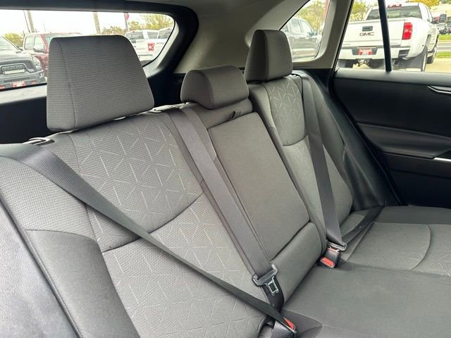 Used 2022 Toyota RAV4 XLE w/ Carpet Mat Package (TMS) image 22