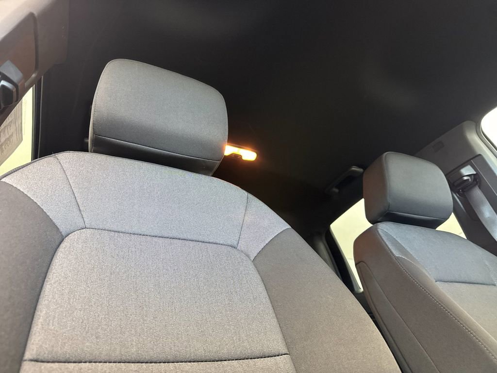 Used 2023 Chevrolet Colorado W/T image 15