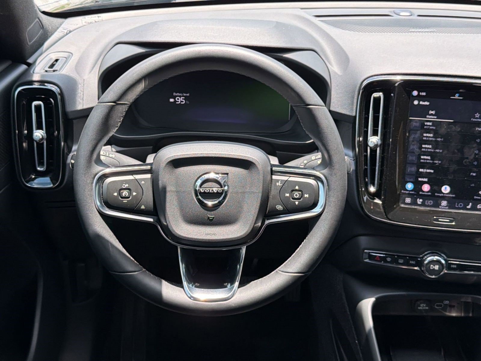 Certified 2023 Volvo C40 P8 Recharge Ultimate AWD/4WD image 18