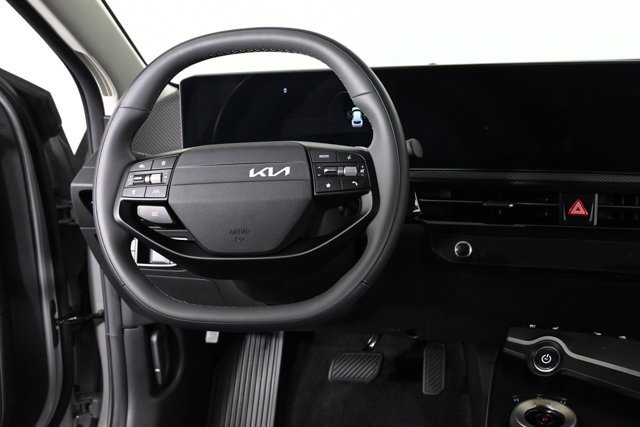 New 2025 Kia EV6 Wind image 3