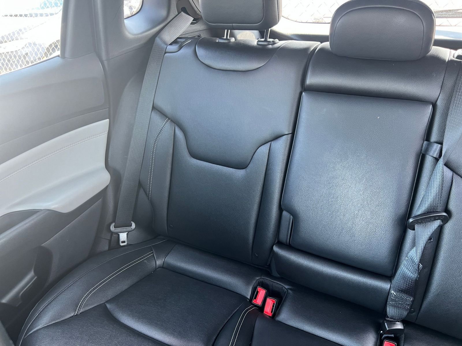 Used 2025 Jeep Compass Limited AWD/4WD image 41