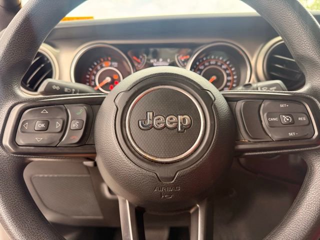 Used 2018 Jeep Wrangler Unlimited Sport image 21
