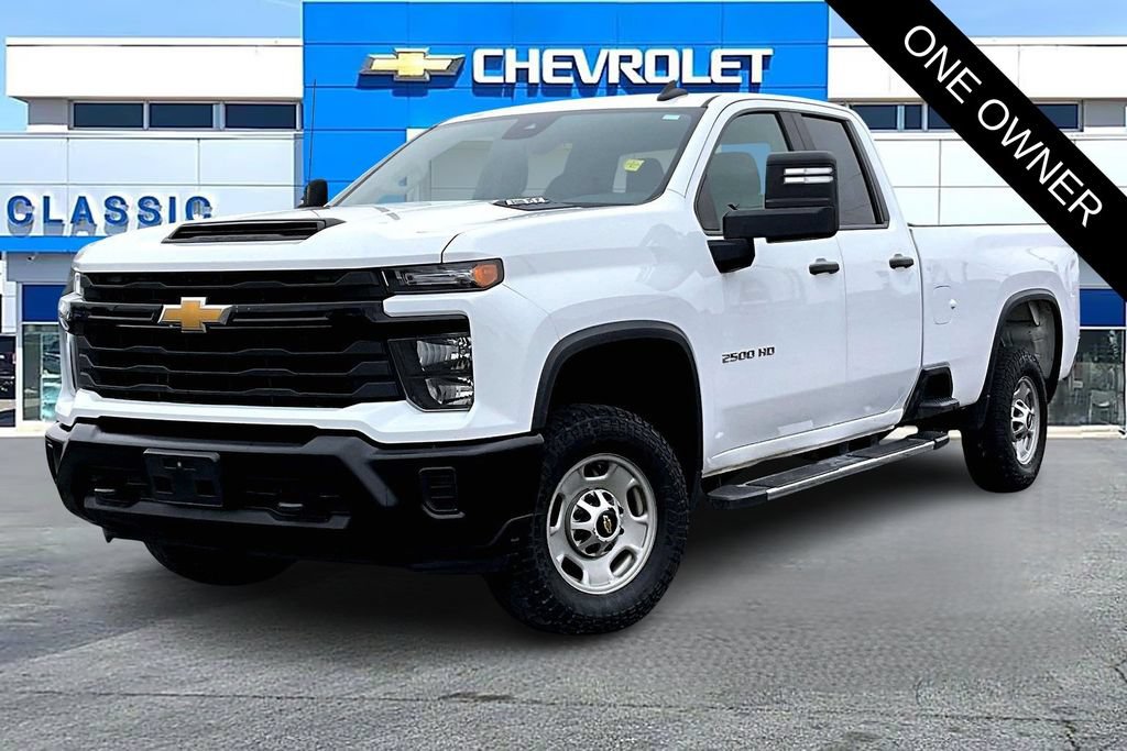 Used 2024 Chevrolet Silverado 2500 W/T w/ WT Convenience Package AWD/4WD image 2