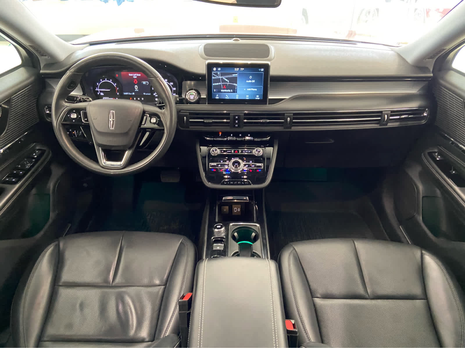 Used 2022 Lincoln Corsair AWD w/ Premium Package image 21