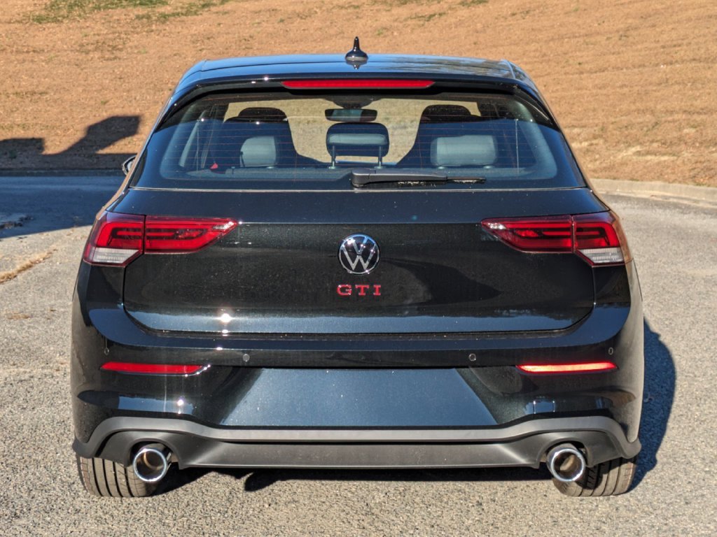 New 2024 Volkswagen GTI SE FWD image 5