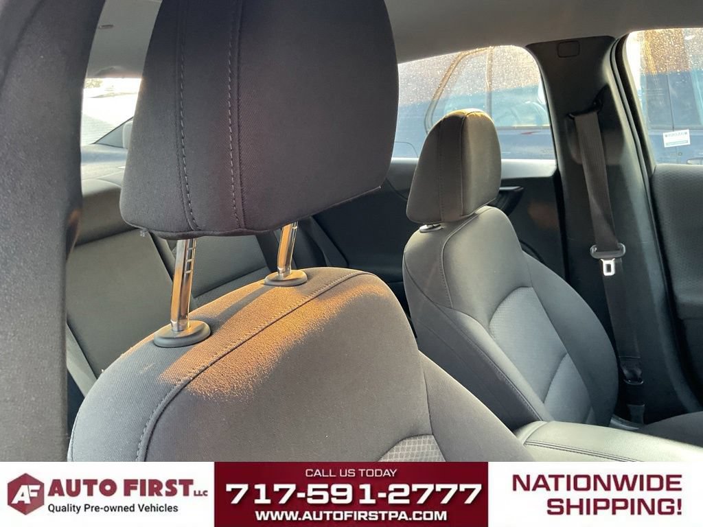Used 2018 Chevrolet Malibu LT FWD image 16