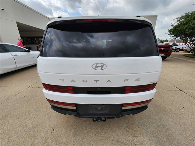 Used 2025 Hyundai Santa Fe Limited FWD image 5