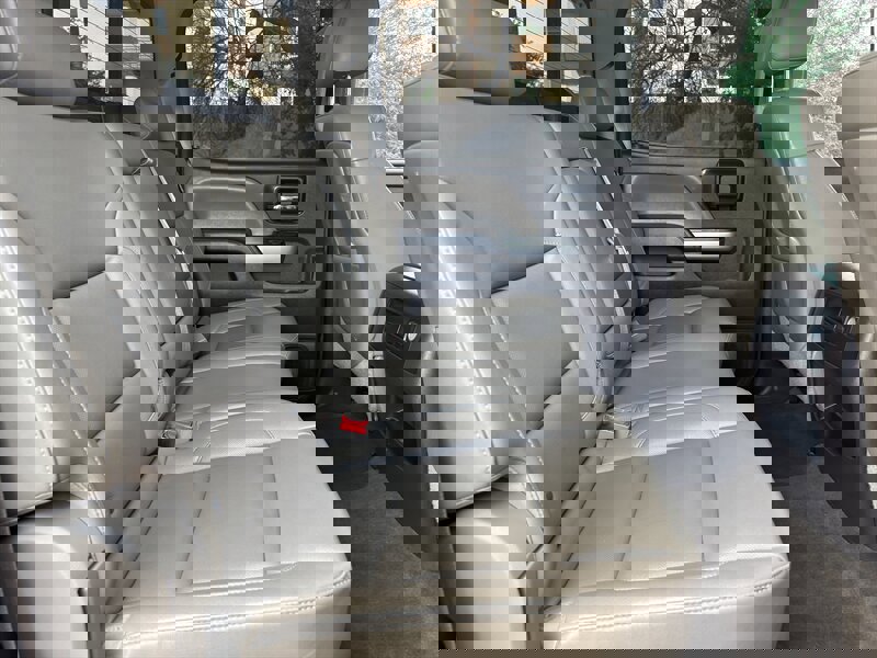 Used 2015 Chevrolet Silverado 2500 LTZ w/ Duramax Plus Package AWD/4WD image 23