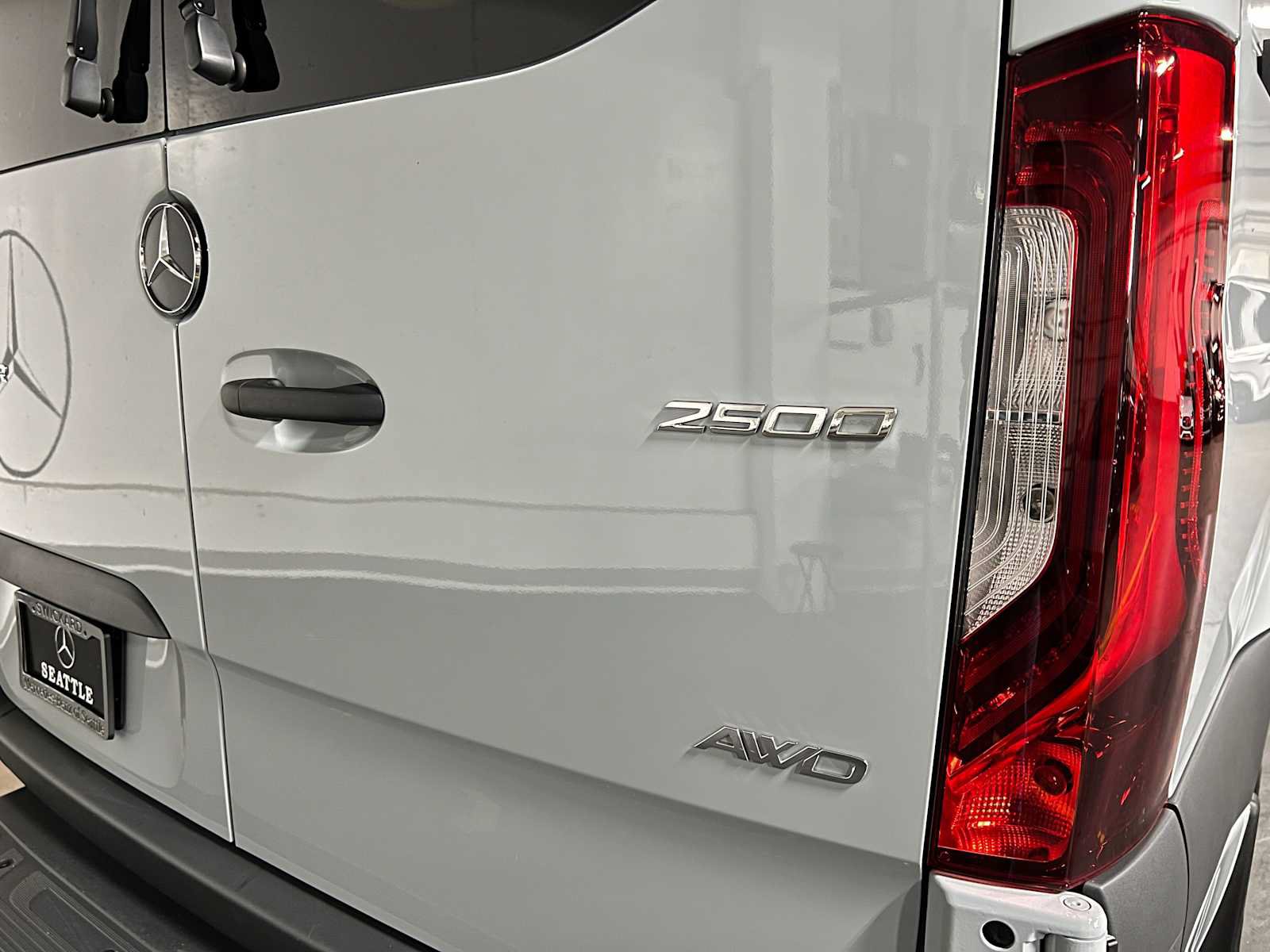 Used 2026 Mercedes-Benz Sprinter 2500 image 16