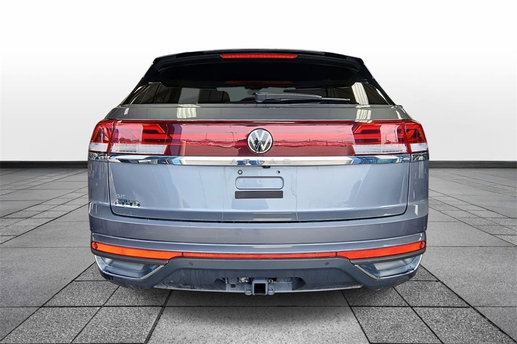 Used 2024 Volkswagen Atlas Cross Sport SE image 6
