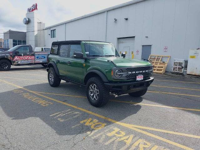 Certified 2025 Ford Bronco Badlands AWD/4WD image 2
