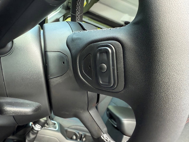 New 2025 Jeep Gladiator Rubicon image 15