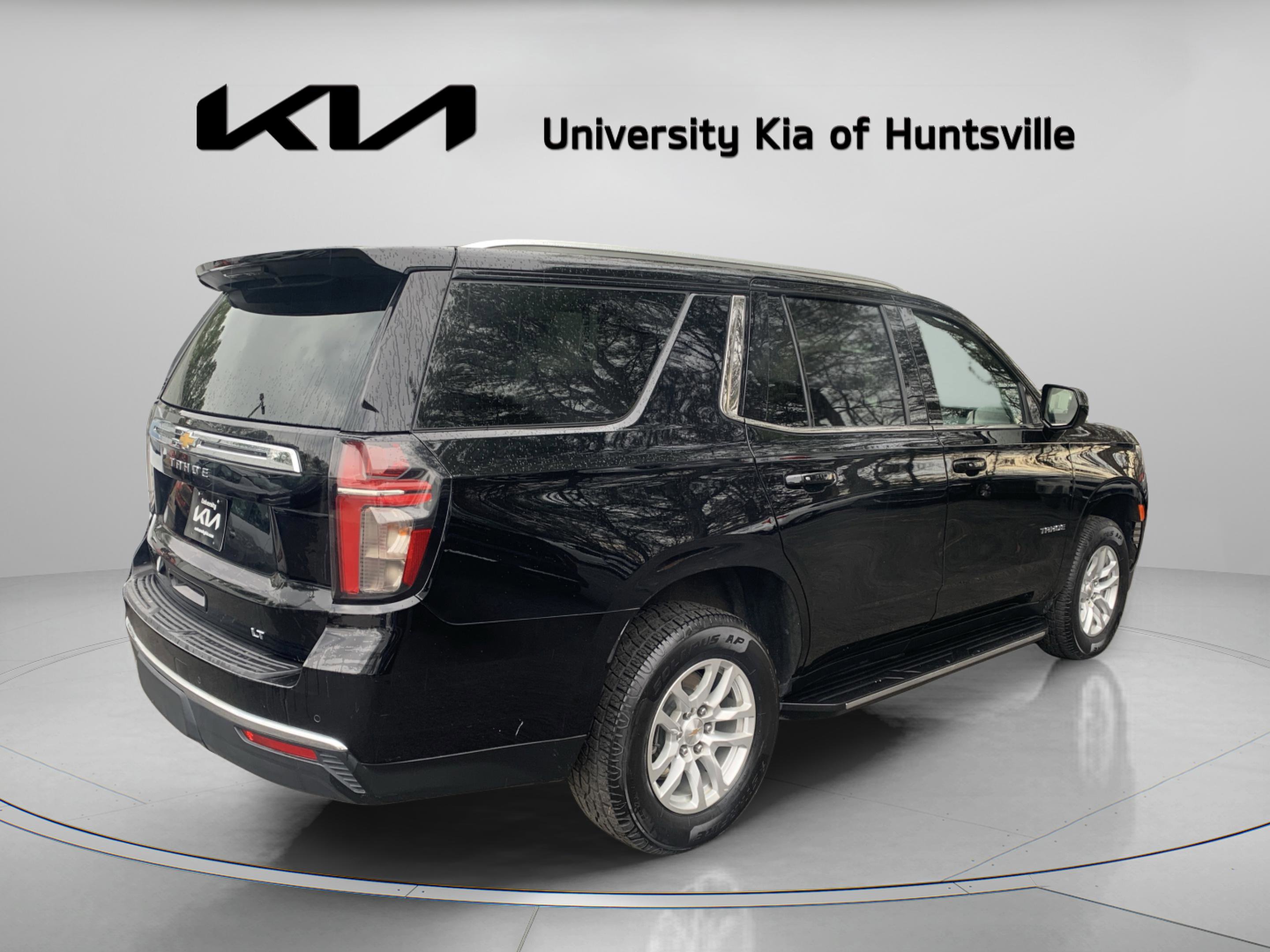 Used 2024 Chevrolet Tahoe LT image 9