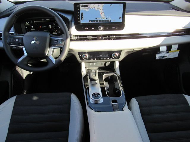 New 2026 Mitsubishi Outlander SE FWD image 9