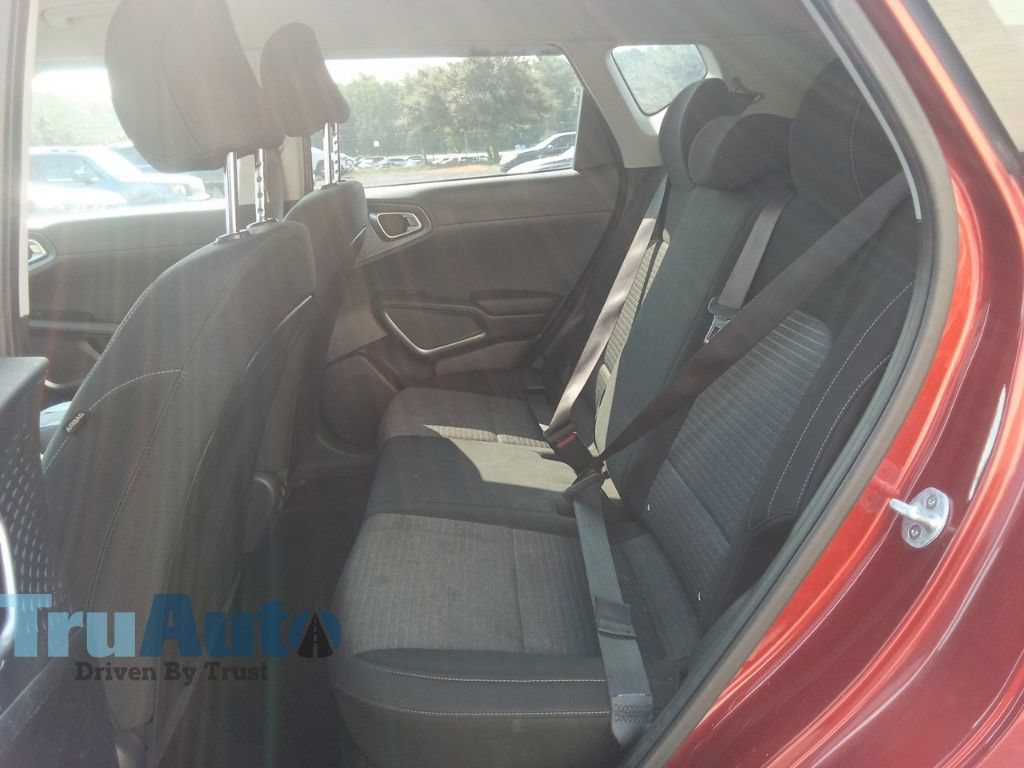Used 2020 Kia Soul S FWD image 38