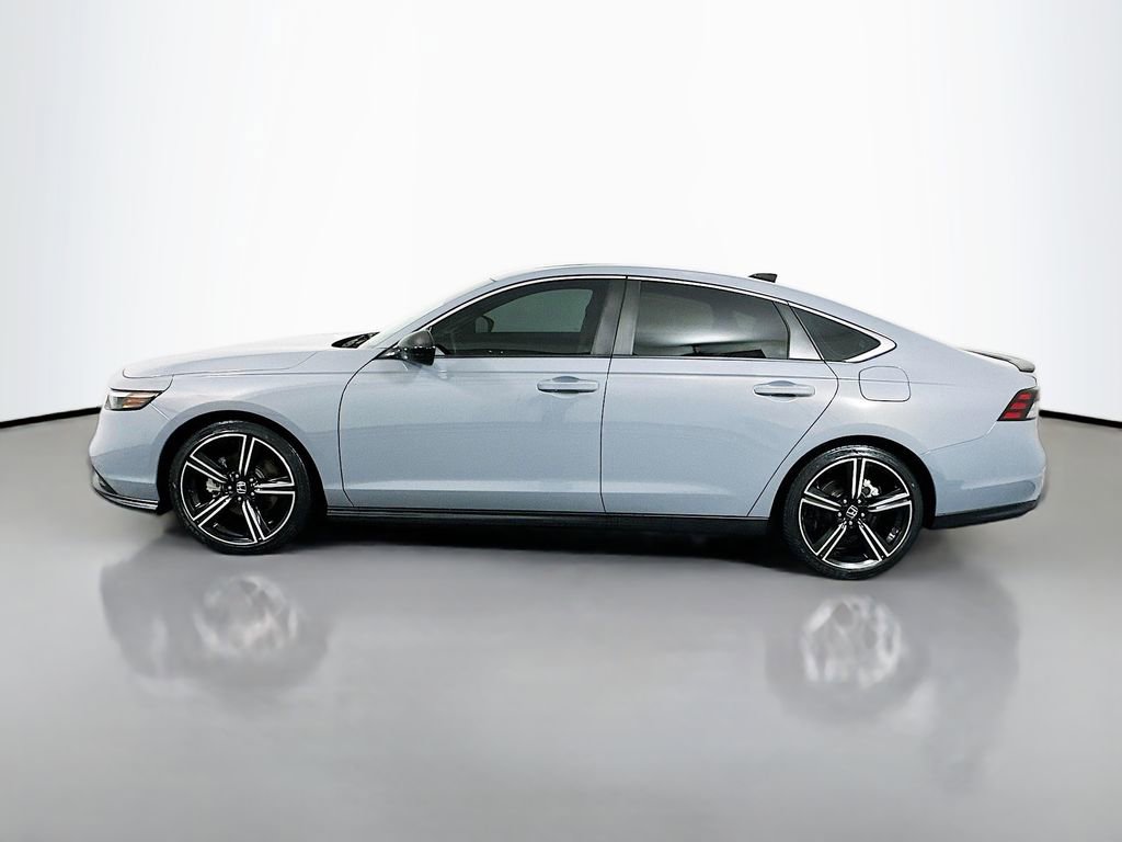 Used 2023 Honda Accord Sport image 8