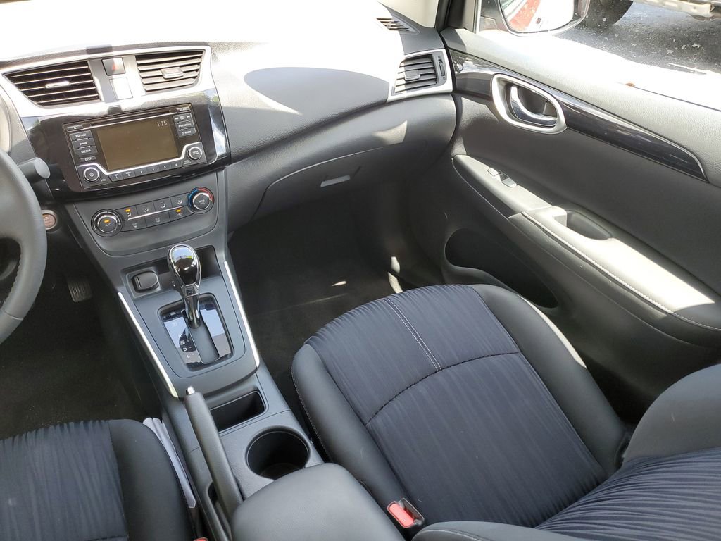 Used 2017 Nissan Sentra SV image 13