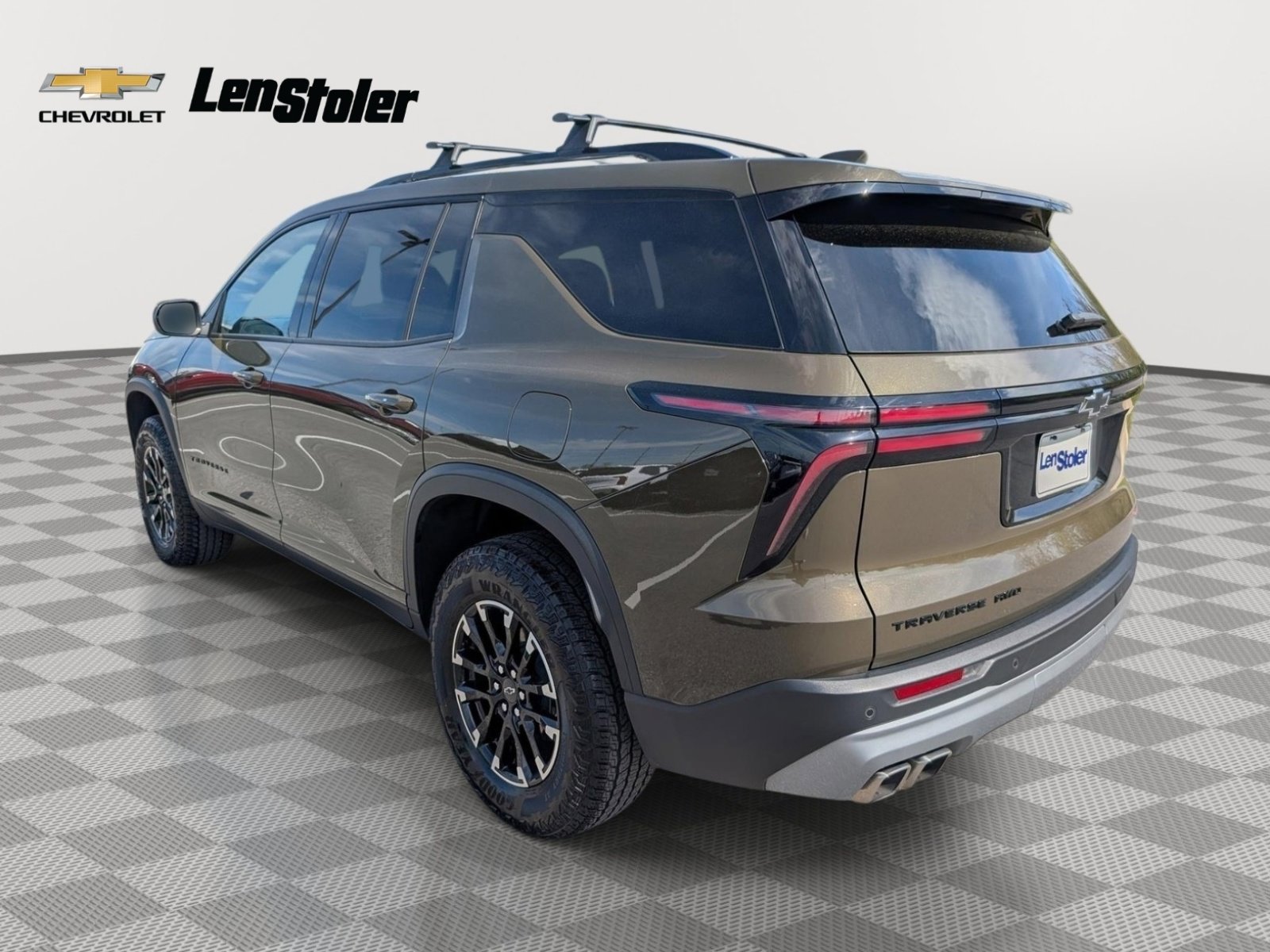 Used 2025 Chevrolet Traverse Z71 w/ LPO, Floor Liner Package AWD/4WD image 3