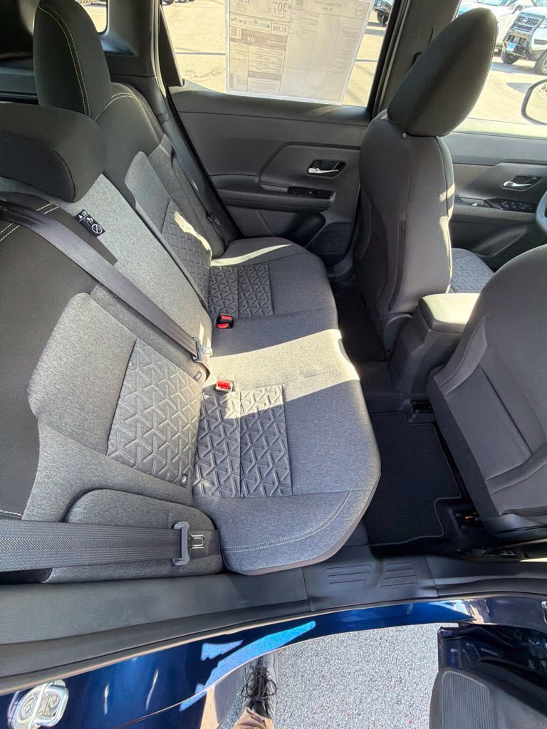 New 2027 Nissan Kicks SV AWD/4WD image 28