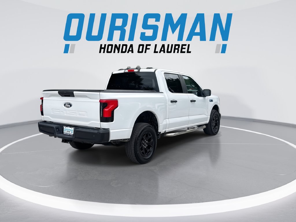 Used 2025 Ford F150 Lightning Pro AWD/4WD image 8