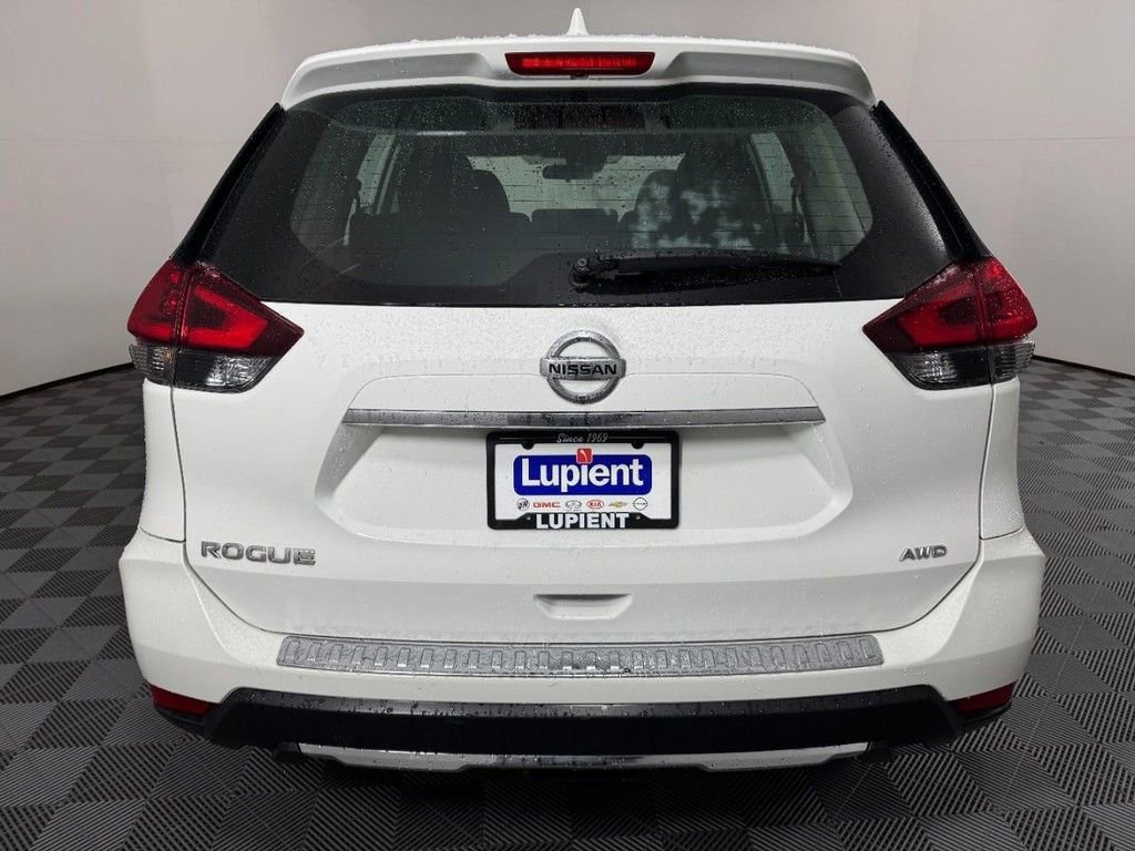 Used 2020 Nissan Rogue S image 5