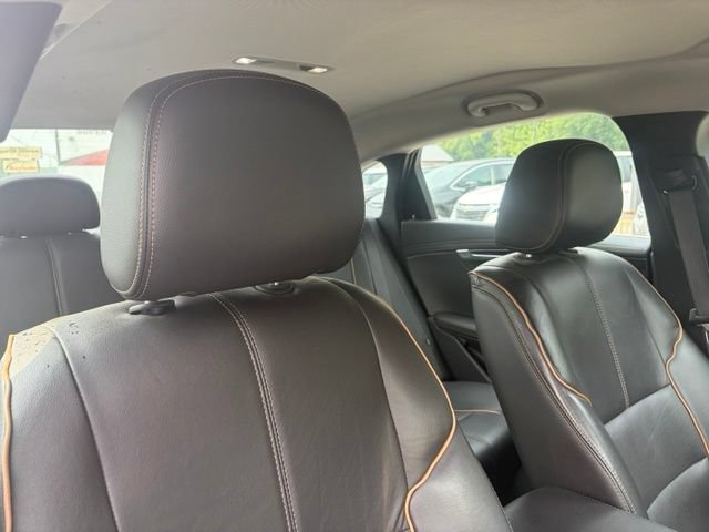 Used 2018 Chevrolet Impala Premier FWD image 28