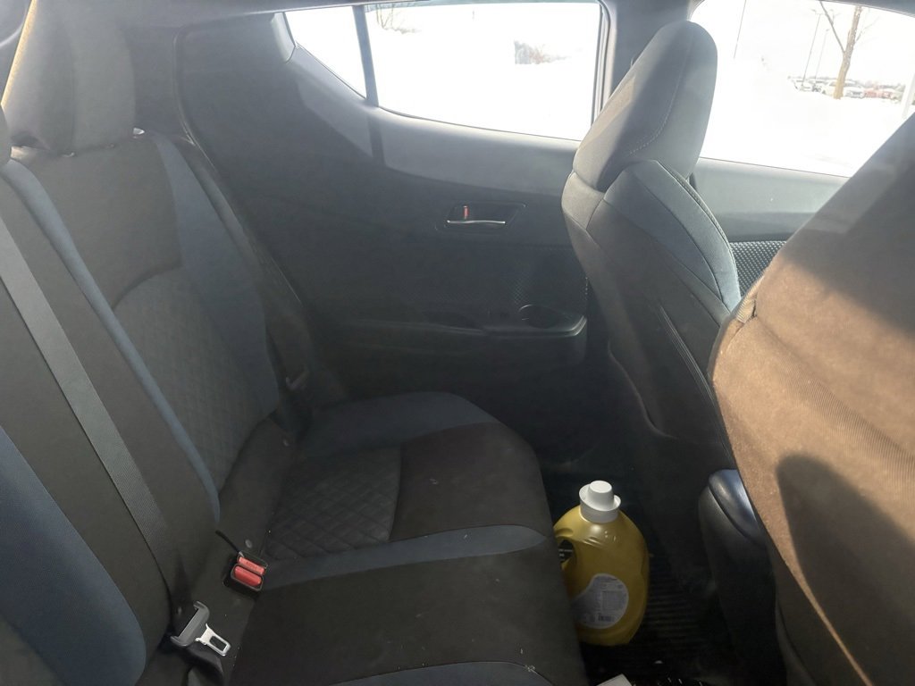 Used 2021 Toyota C-HR XLE image 16