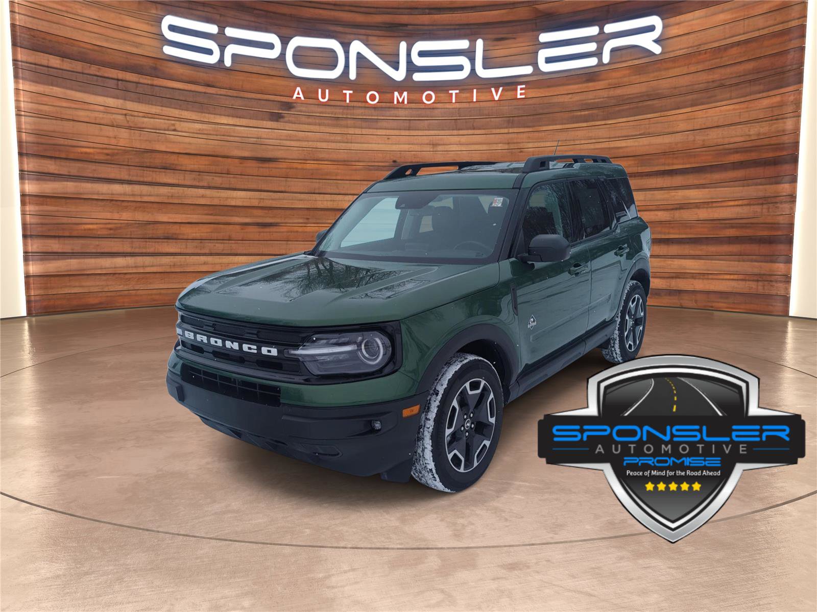 Used 2023 Ford Bronco Sport Outer Banks image 1