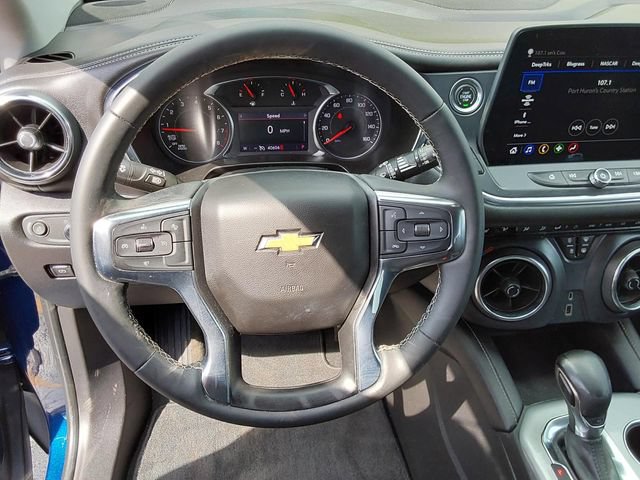 Used 2023 Chevrolet Blazer LT w/ Midnight/Sport Edition FWD image 25