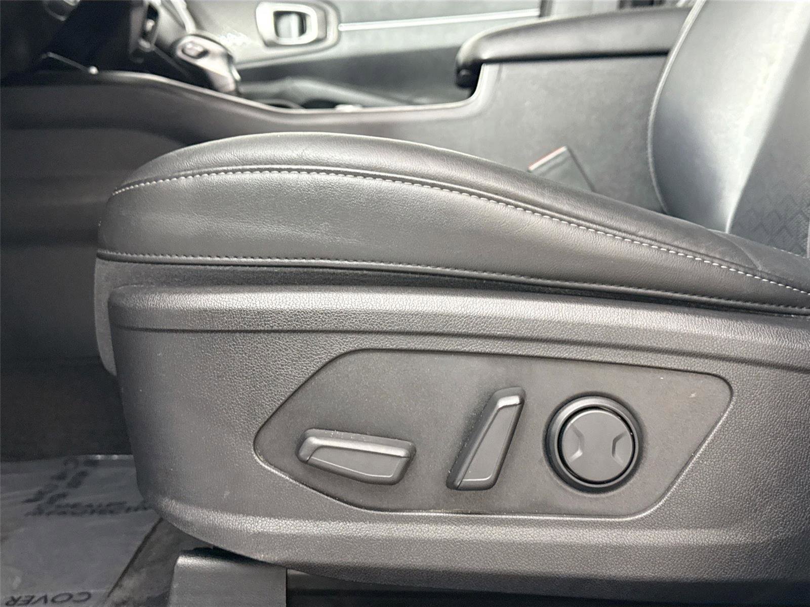 Used 2021 Kia Sorento S w/ Panoramic Sunroof Package FWD image 27