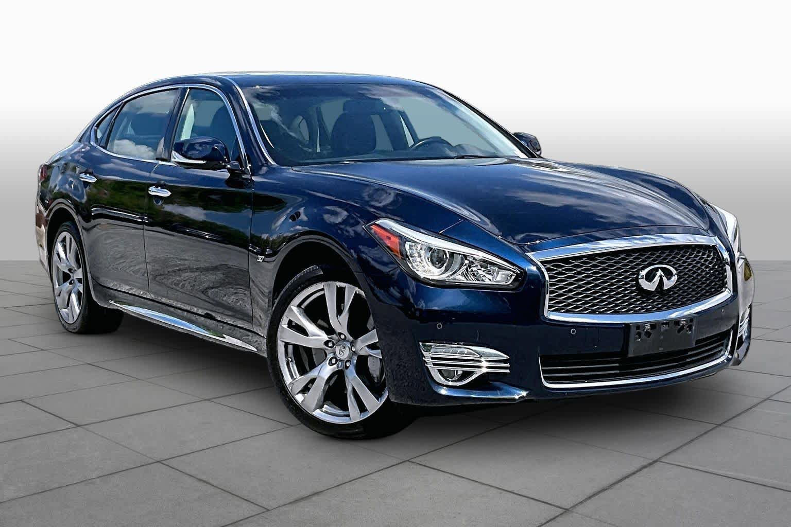 Used 2016 INFINITI Q70 L 3.7 AWD/4WD image 3