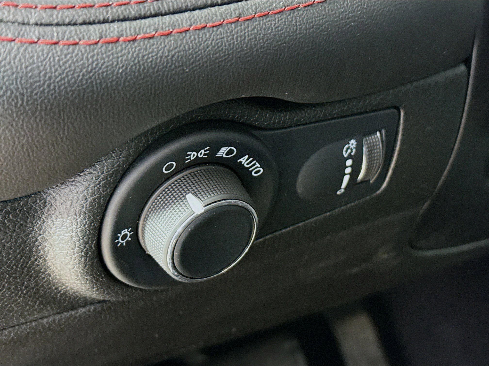 Used 2024 Dodge Durango R/T image 9