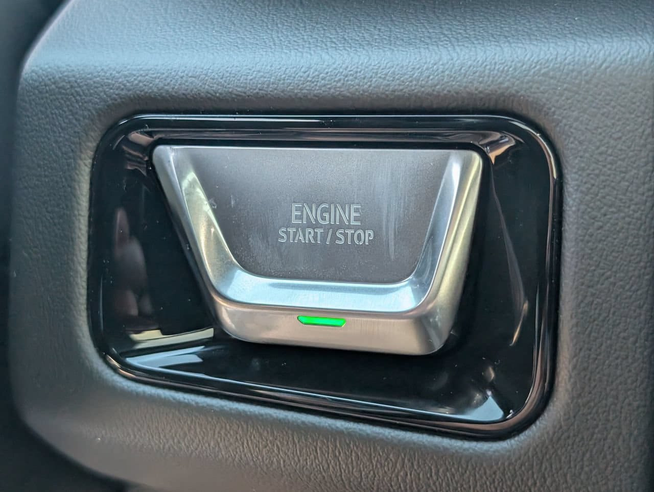New 2026 GMC Yukon AT4 w/ AT4 Premium Package AWD/4WD image 15