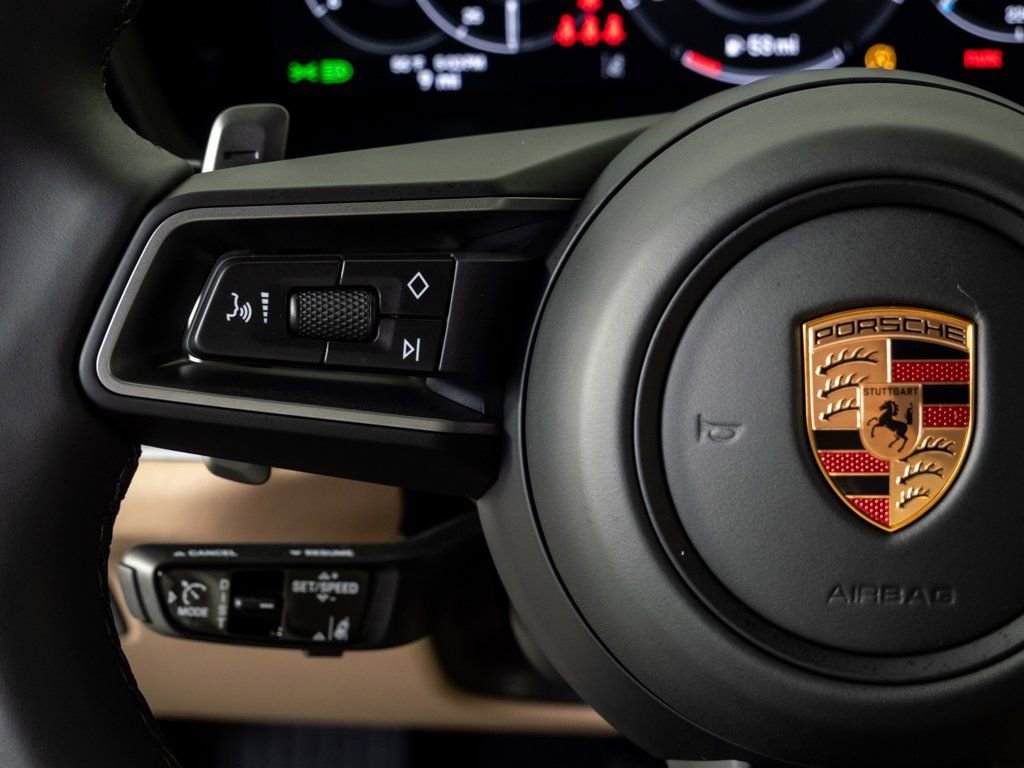 New 2026 Porsche Cayenne Base image 10