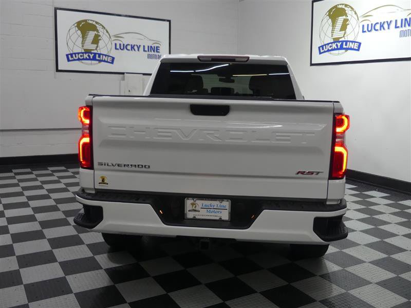 Used 2020 Chevrolet Silverado 1500 RST w/ RST Value Package AWD/4WD image 8