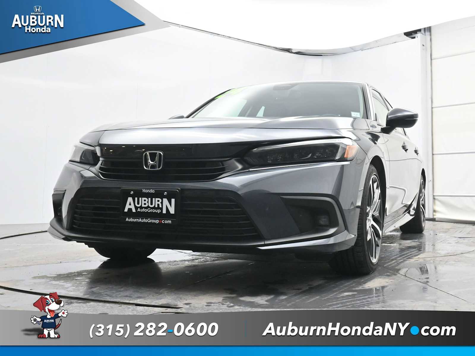 Used 2024 Honda Civic Touring image 9