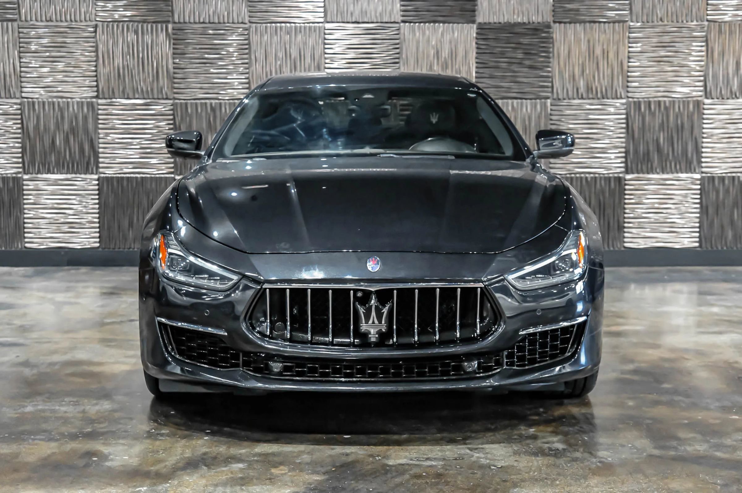 Used 2019 Maserati Ghibli S GranLusso AWD/4WD image 6
