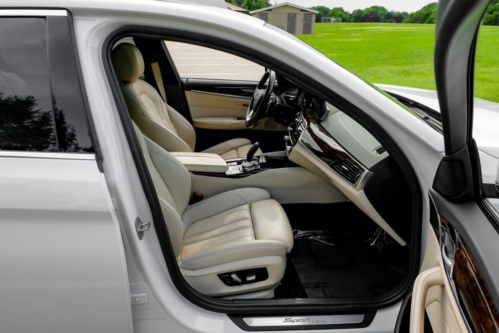 Used 2018 BMW 530i RWD image 40