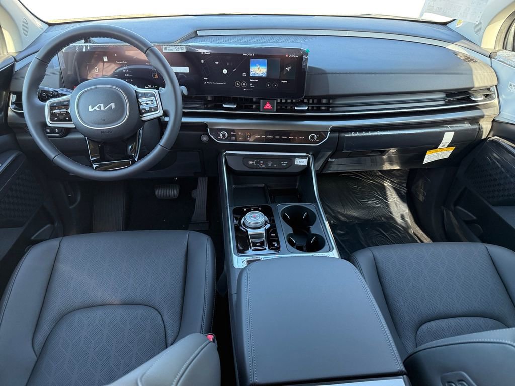 New 2026 Kia Carnival SX w/ SX Dark Edition Package FWD image 10