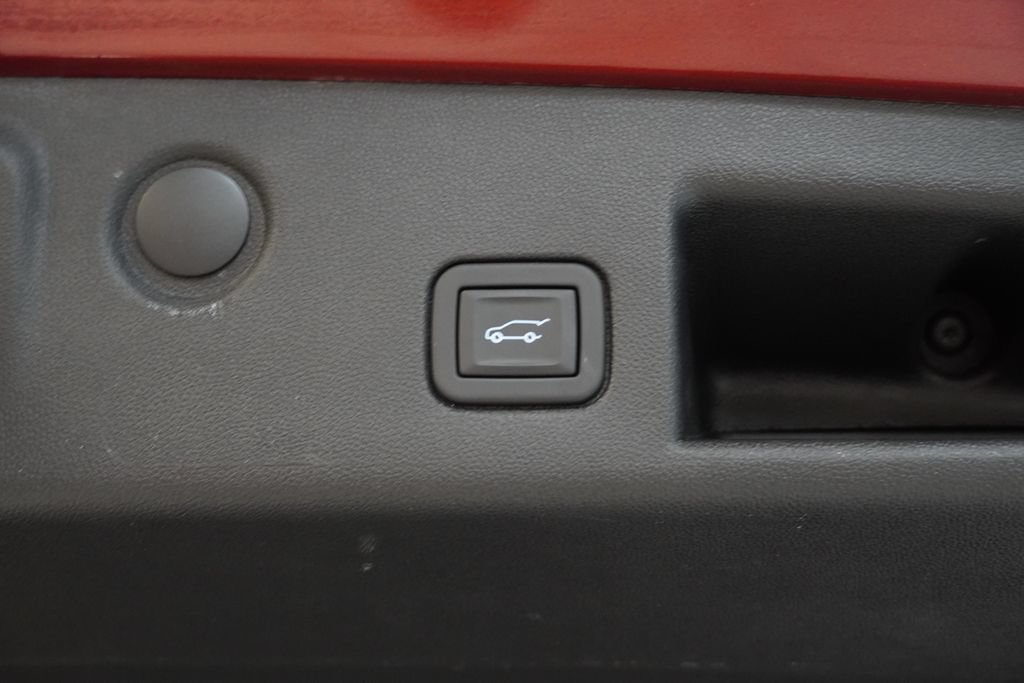 Certified 2023 Chevrolet Equinox RS FWD image 13