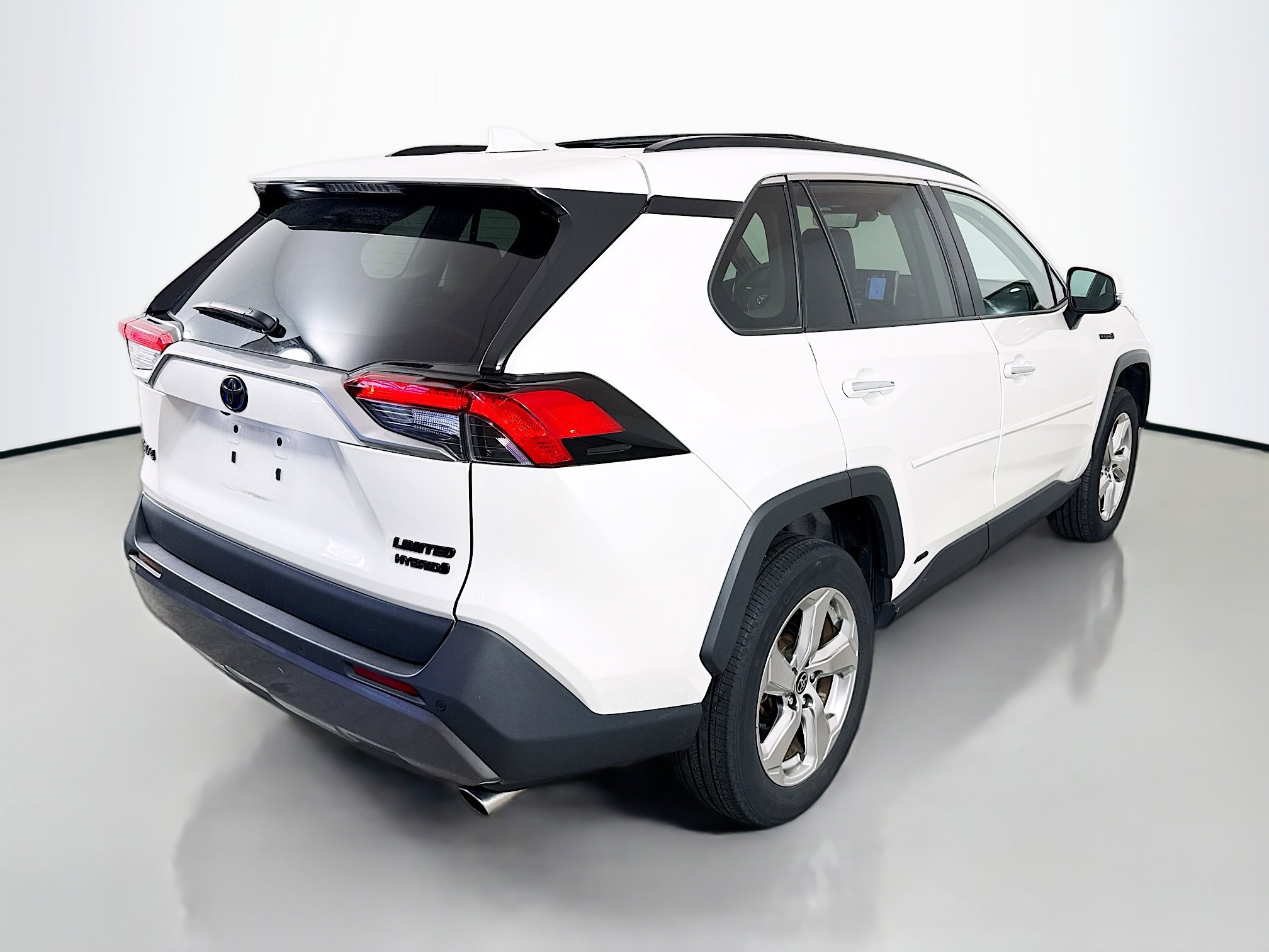Used 2021 Toyota RAV4 Limited AWD/4WD image 7