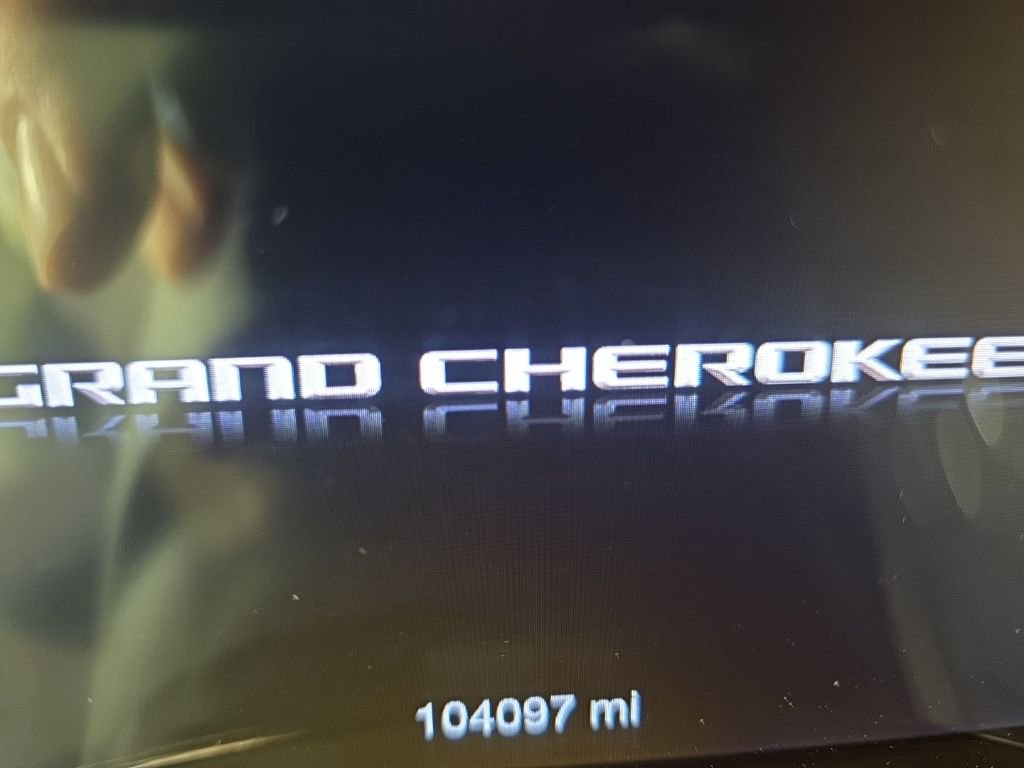 Used 2019 Jeep Grand Cherokee Limited image 16