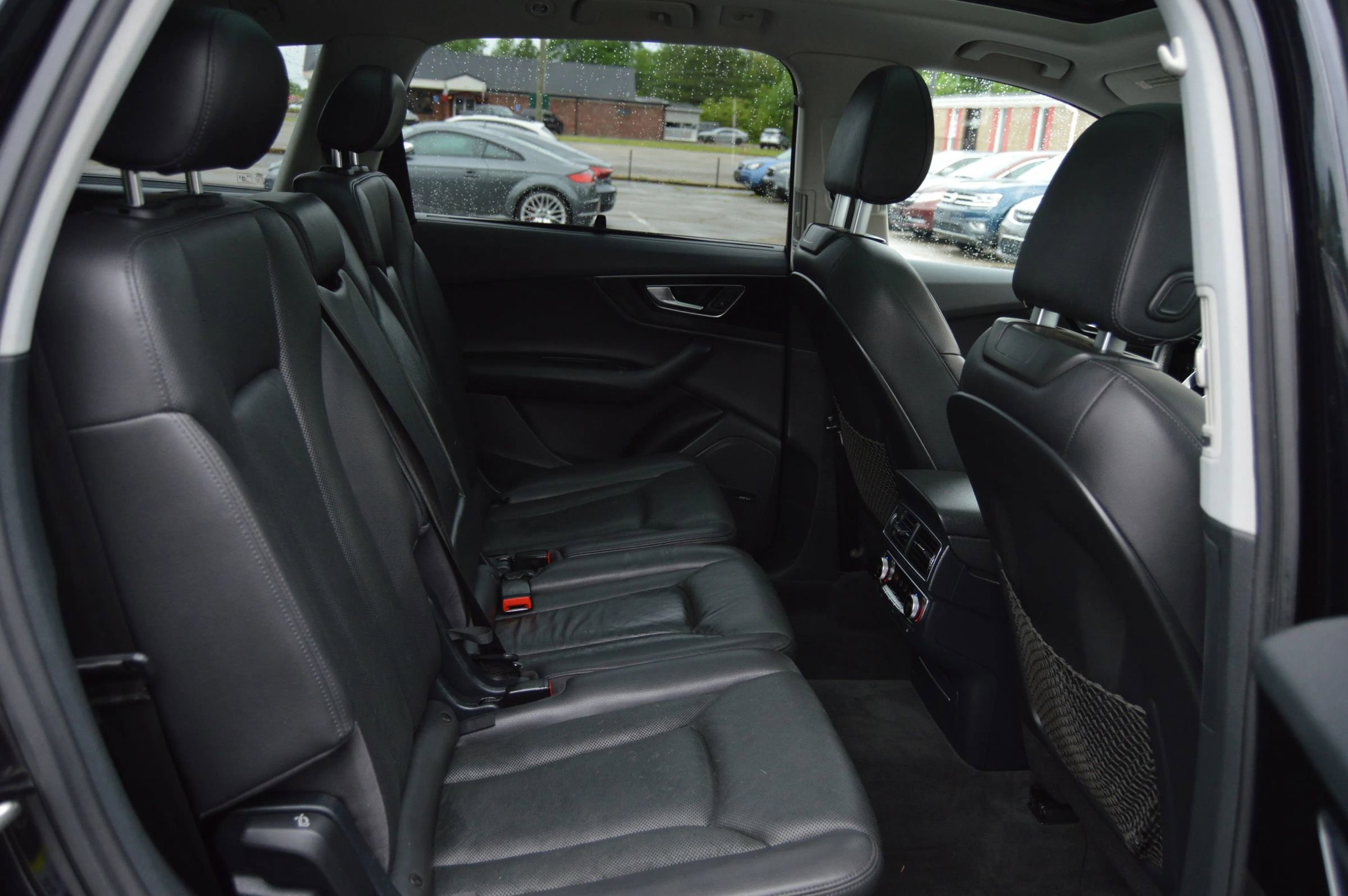 Used 2017 Audi Q7 3.0T Premium Plus w/ Premium Plus Package AWD/4WD image 24