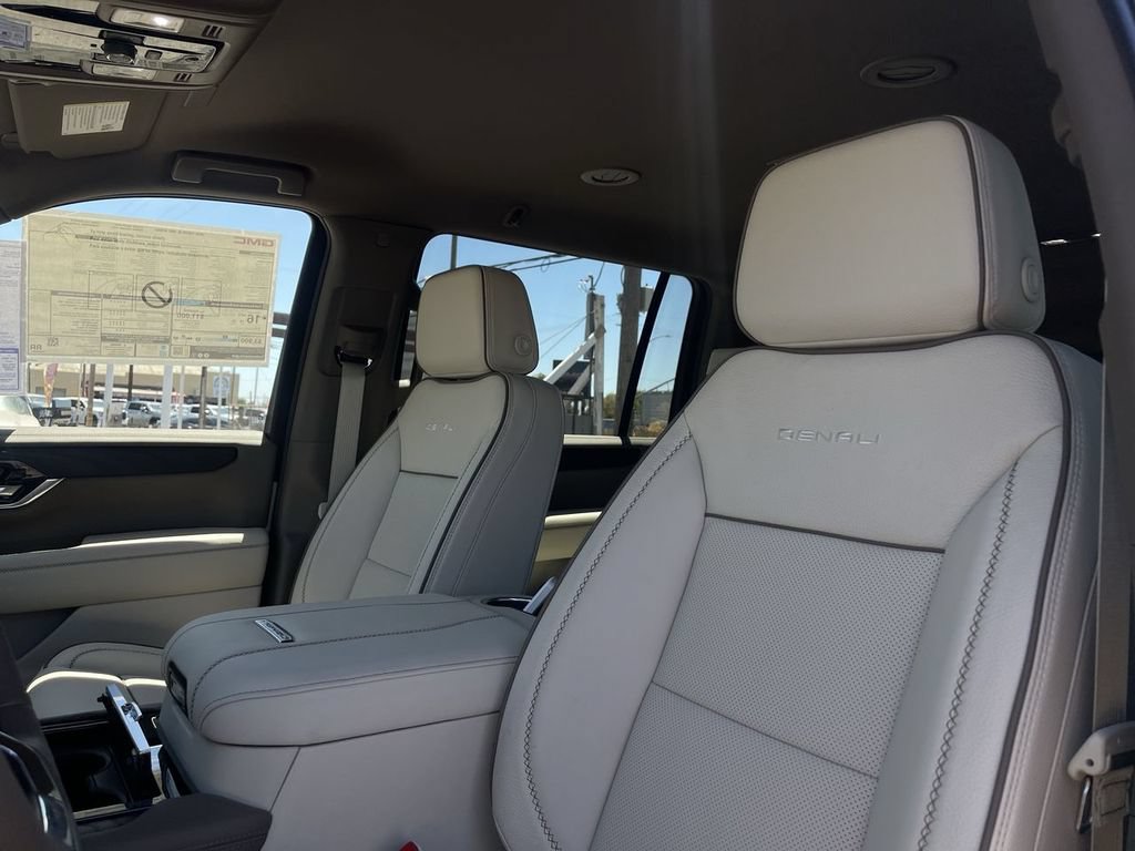 New 2026 GMC Yukon XL Denali AWD/4WD image 19
