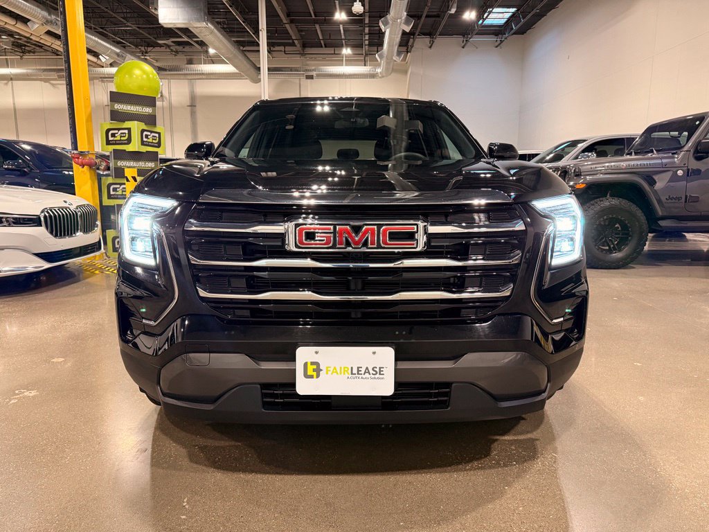 Used 2026 GMC Terrain Elevation AWD/4WD image 2