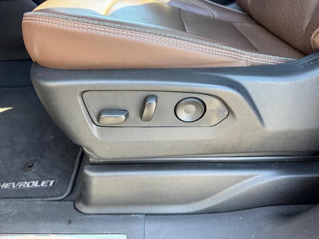 Used 2023 Chevrolet Tahoe High Country w/ Advanced Technology Package AWD/4WD image 19