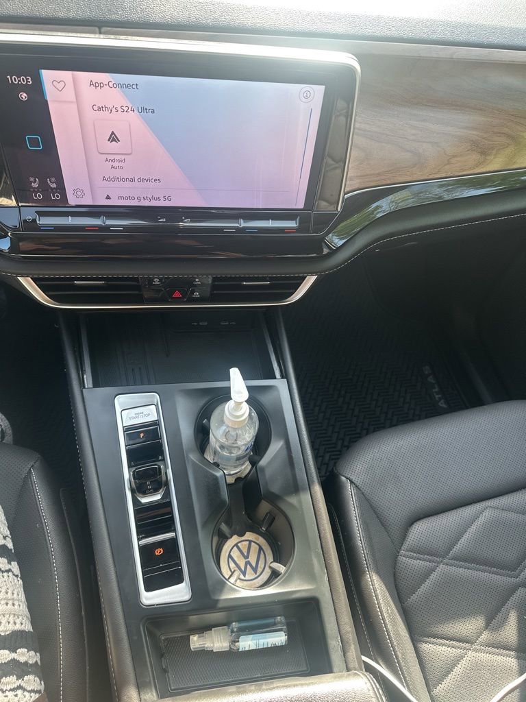 Used 2025 Volkswagen Atlas SE image 20