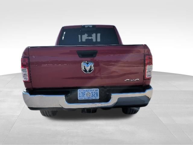 Used 2024 RAM 2500 Tradesman w/ Chrome Appearance Group AWD/4WD image 4