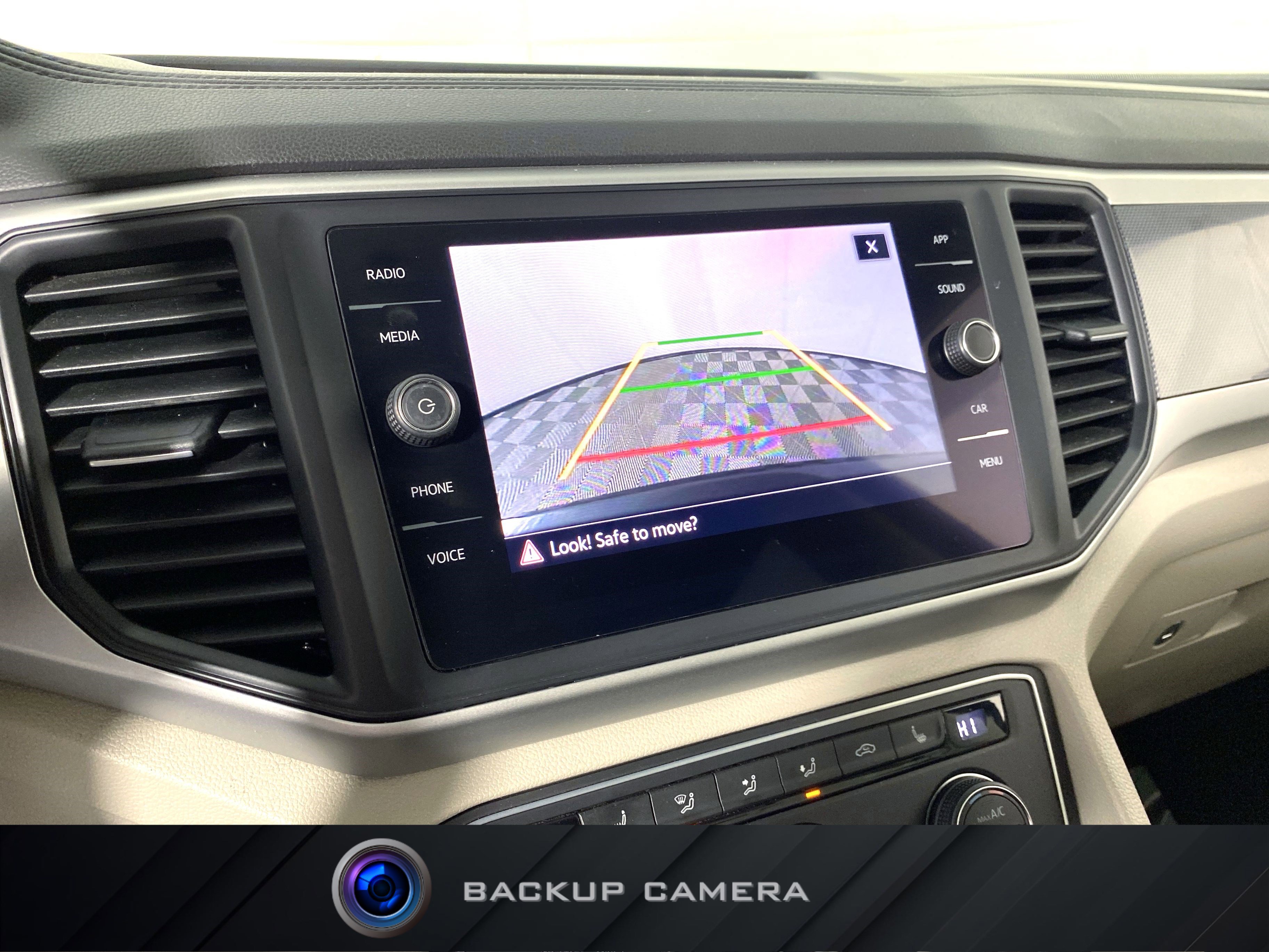 Used 2021 Volkswagen Atlas SE w/ Panoramic Sunroof Package image 4